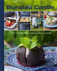 Bunzlau Castle, stoer en lekker koken voor familie en vrienden door Yo's Kitchen & Bunziau Castle & Pauline Joosten & Shutterstock