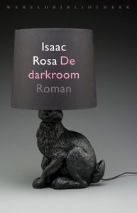 De darkroom door Isaac Rosa